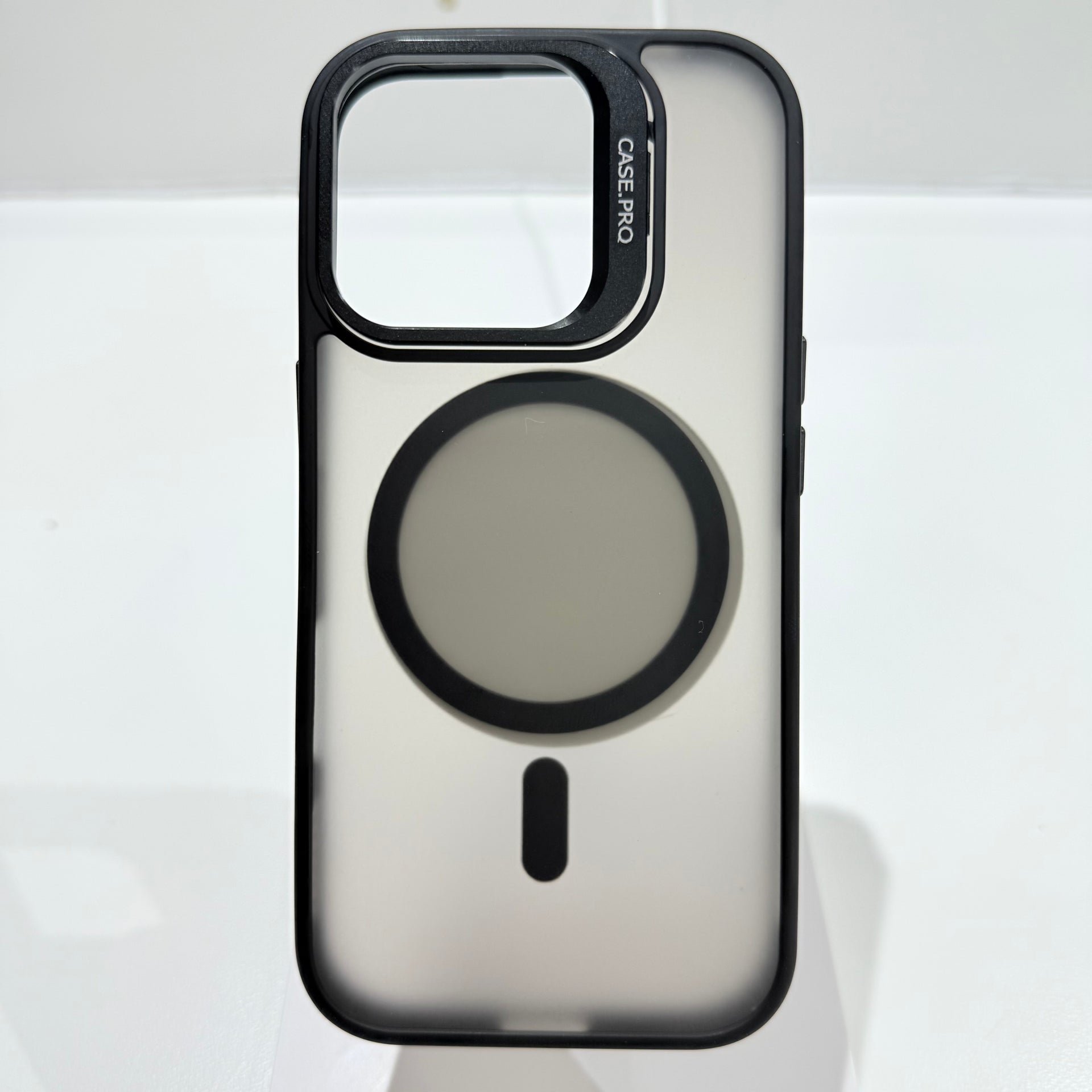 Clear MagSafe Cover - iPhone 16 Pro