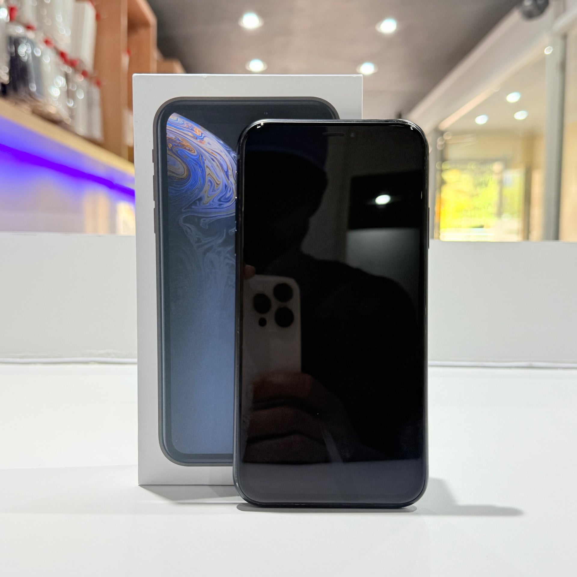 Used iPhone XR 64GB - Black