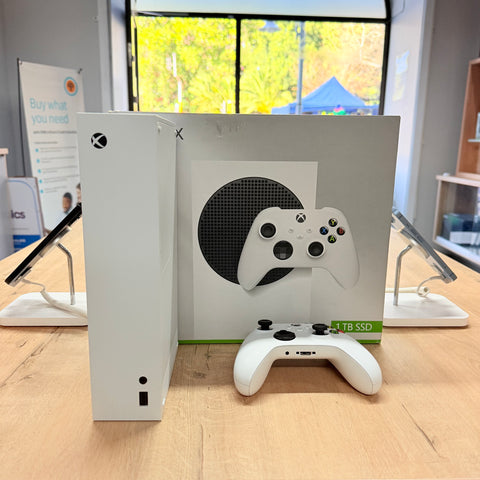 Used Xbox Series S Robot White β 1TB