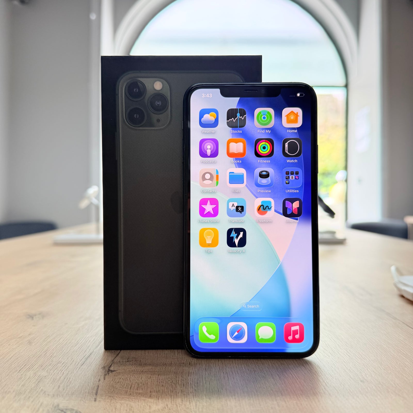 Used iPhone 11 Pro Max Midnight Green – 256GB (BH 93%)
