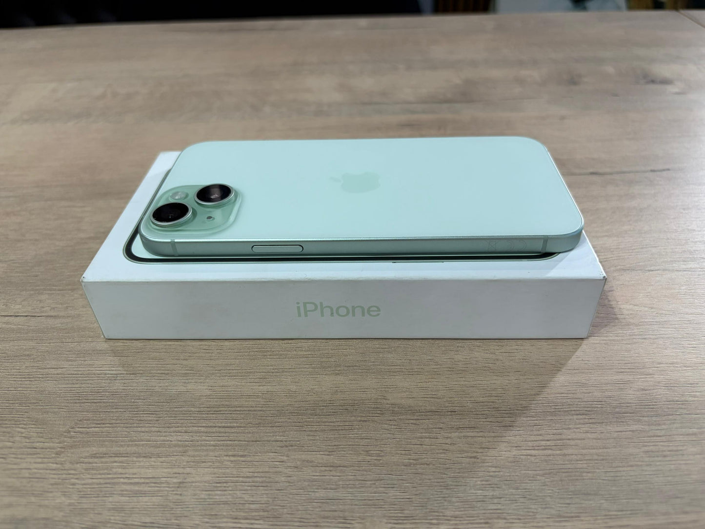 Used iPhone 15 Plus 256GB - Green