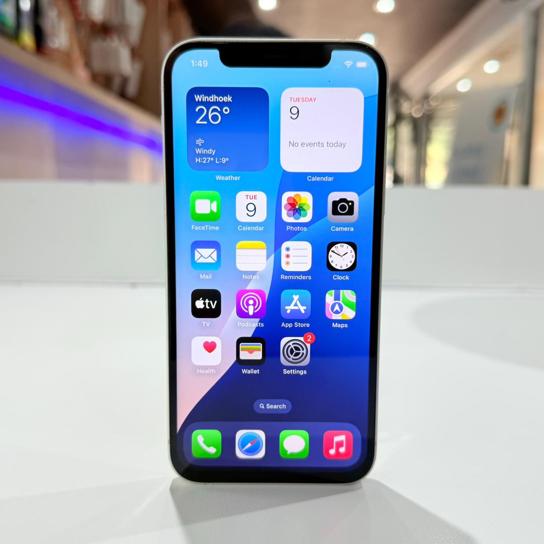 Used iPhone 12 128GB - White