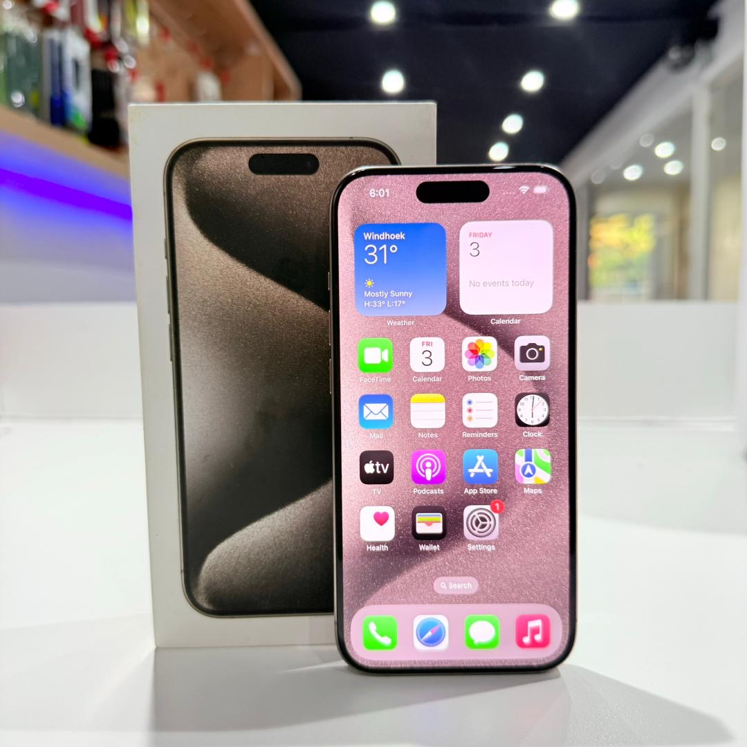 Used iPhone 15 Pro 128GB - Natural Titanium