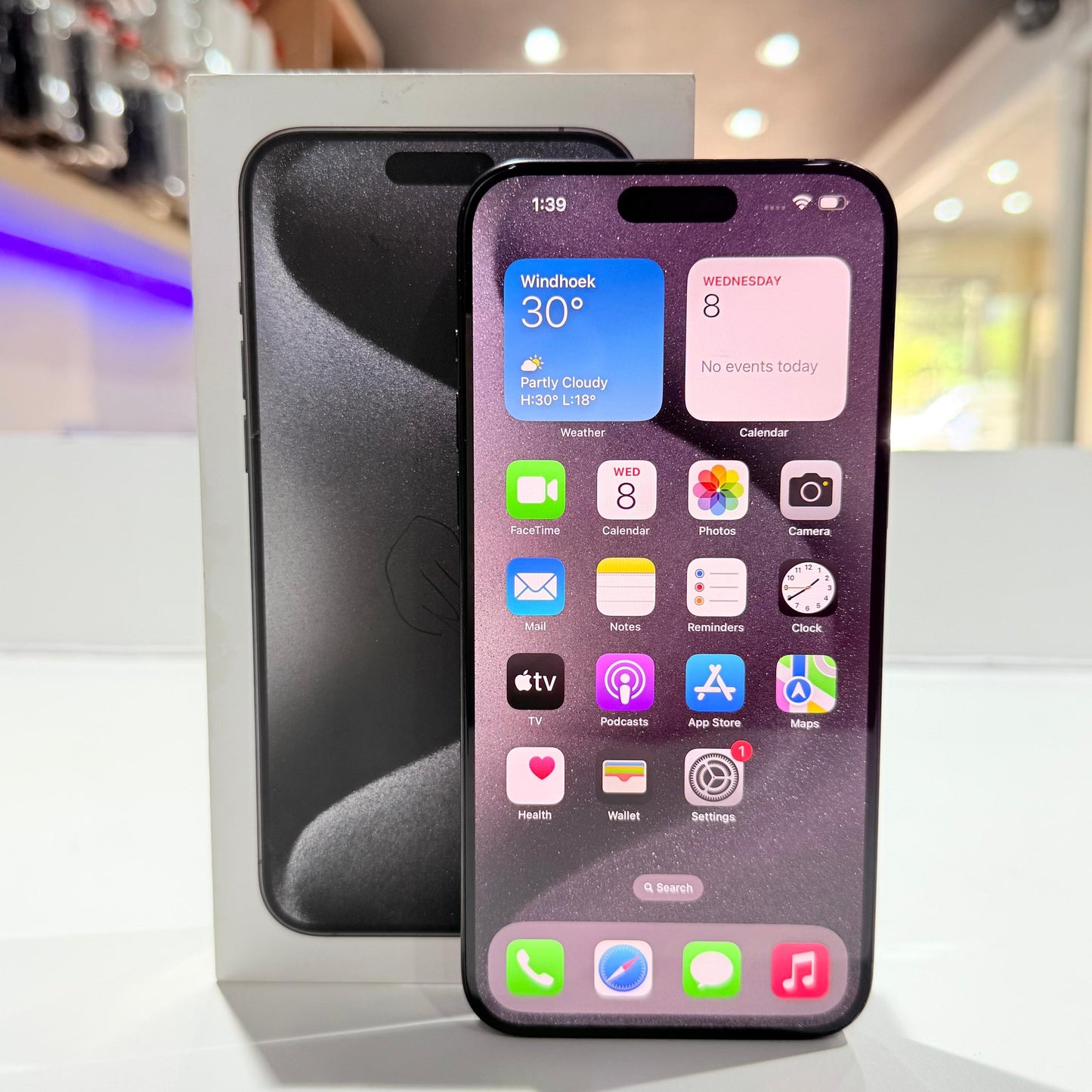 Used iPhone 15 Pro Max 256GB - Titanium Black