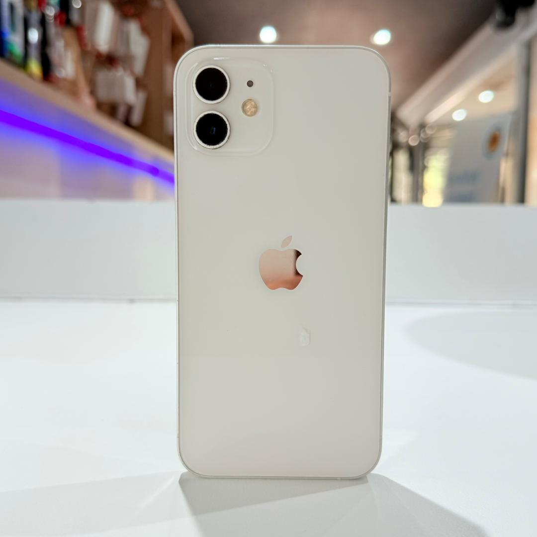 Used iPhone 12 128GB - White