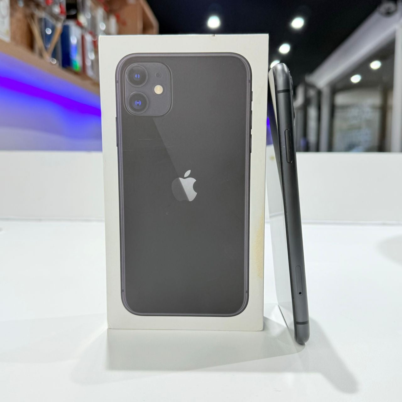 Used iPhone 11 128GB - Black