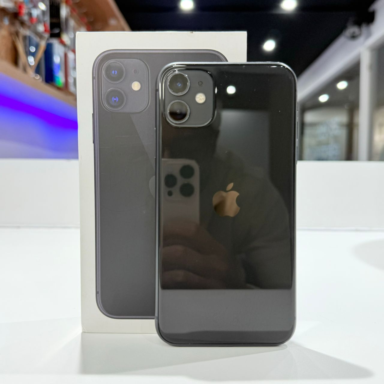 Used iPhone 11 64GB - Black