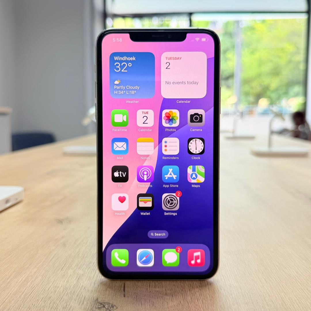 Used iPhone 11 Pro Max 256GB - Silver