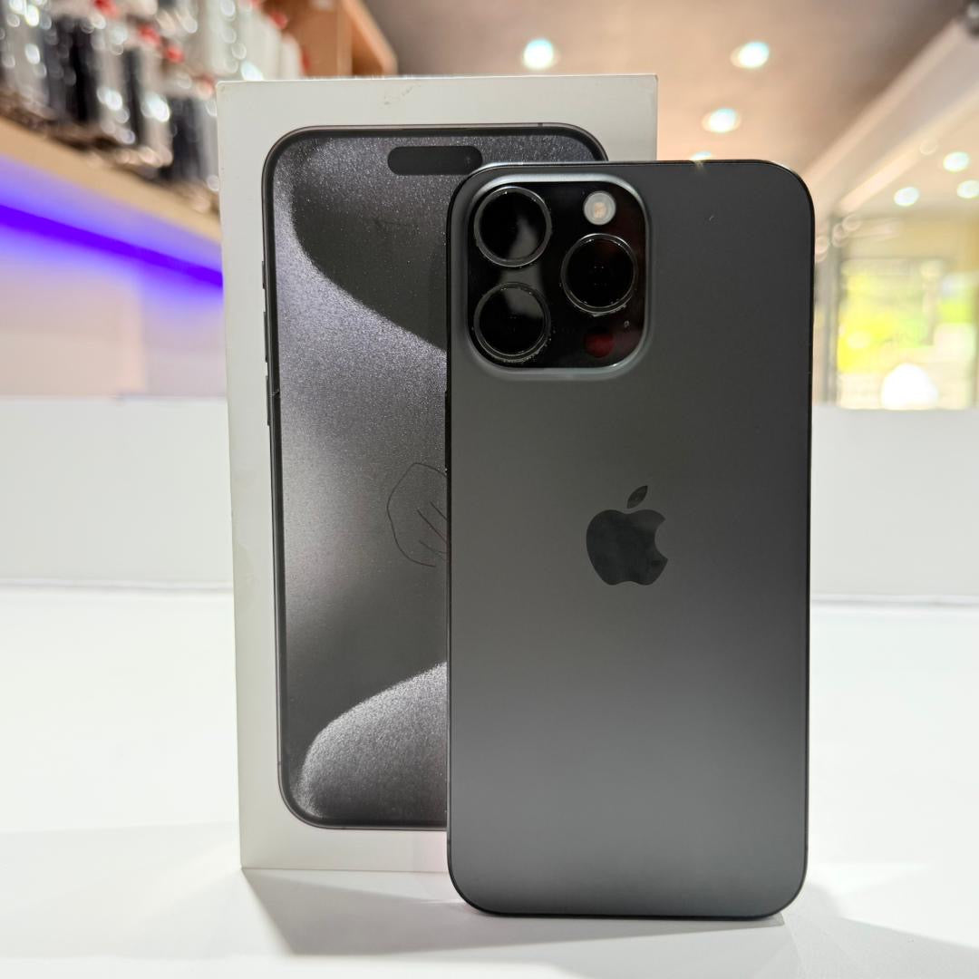 Used iPhone 15 Pro Max 256GB - Titanium Black