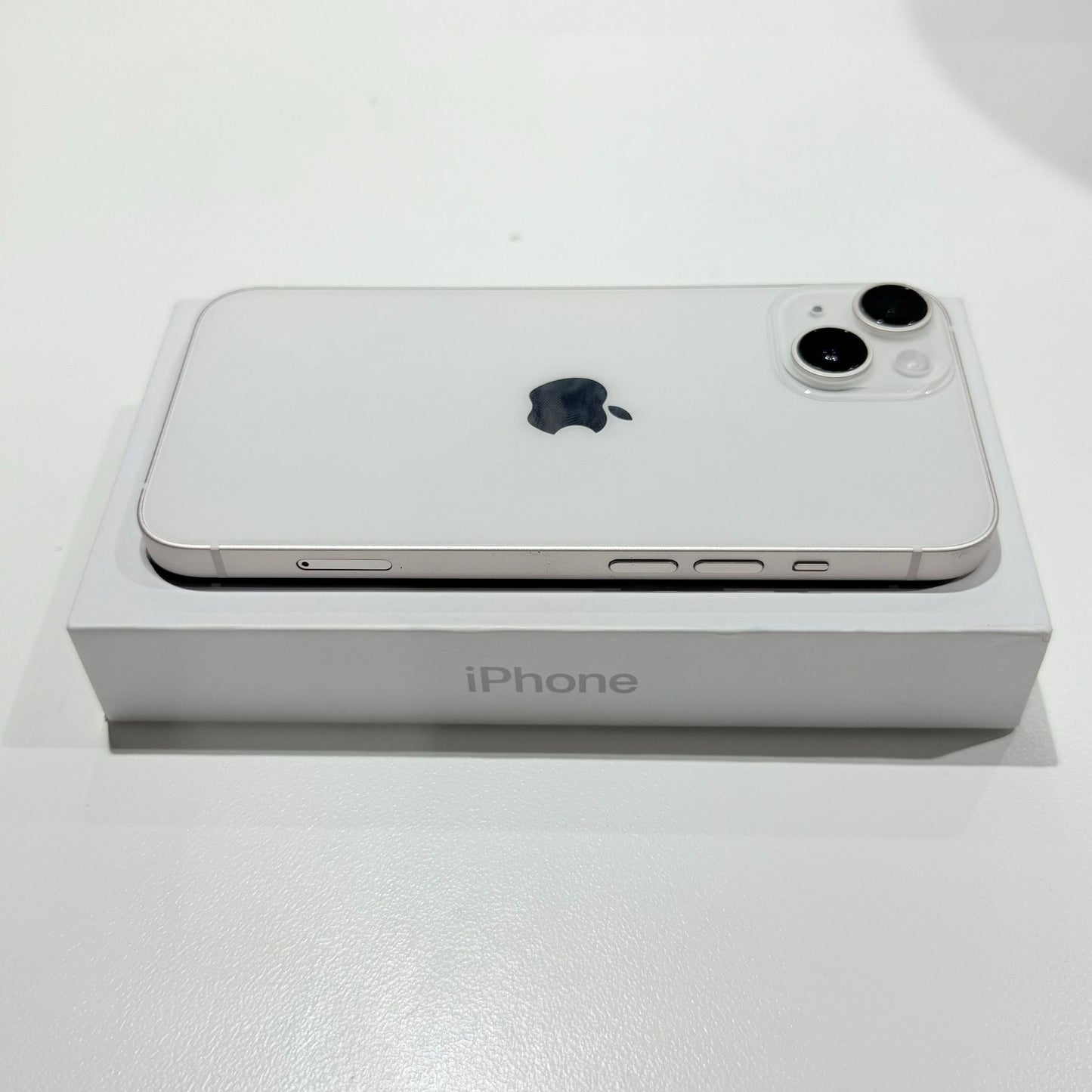 Used iPhone 14 Plus 128GB - Starlight