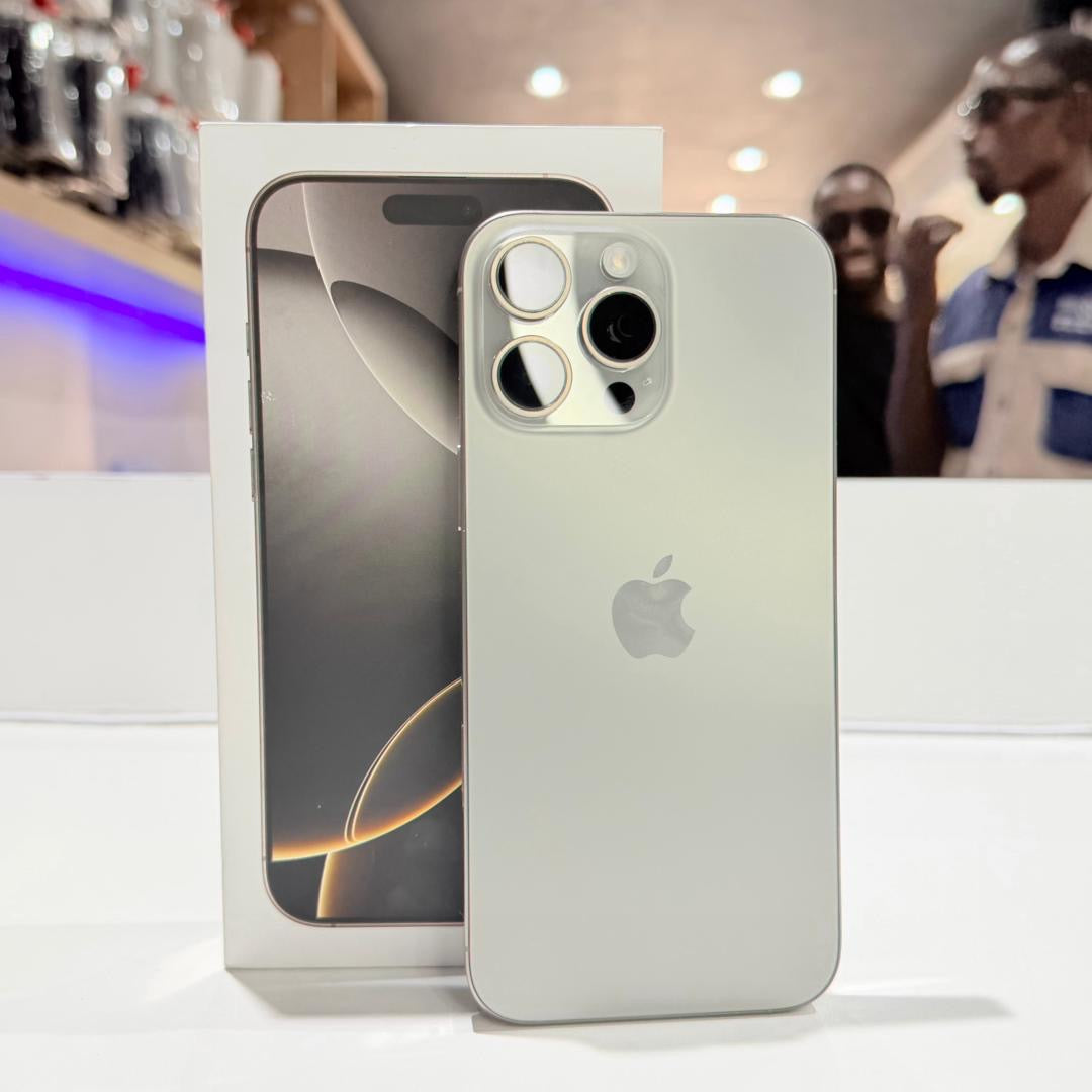 Used iPhone 16 Pro Max 256GB - Natural Titanium