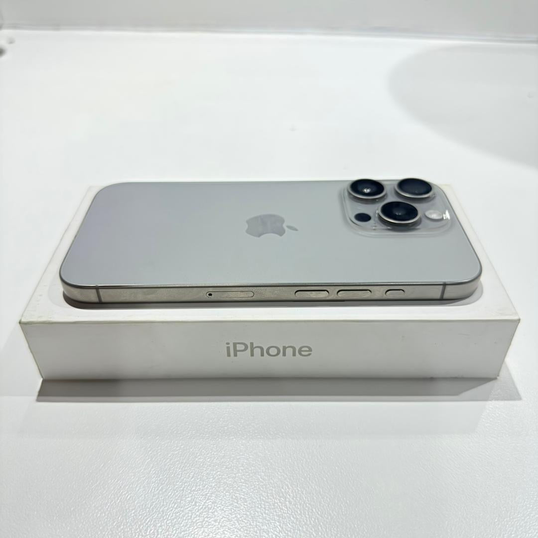 Used iPhone 15 Pro 128GB - Natural Titanium