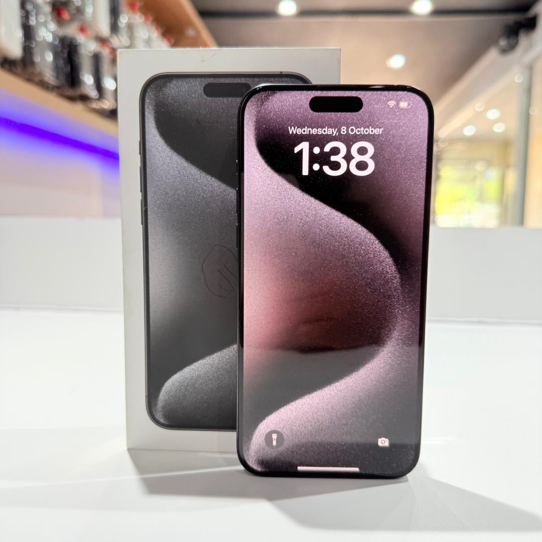 Used iPhone 15 Pro Max 256GB - Titanium Black