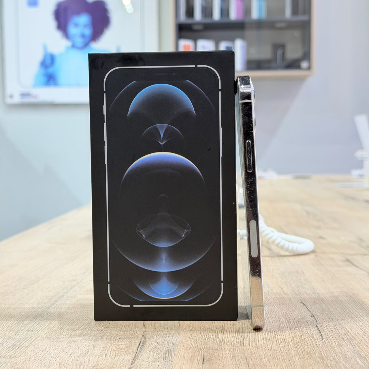 Used iPhone 12 Pro 128GB - Silver