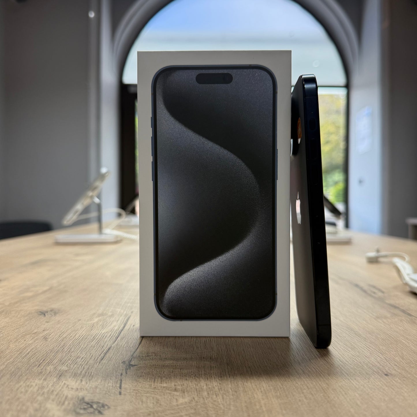 Used iPhone 15 Pro 256GB - Blue Titanium/ BH 100%