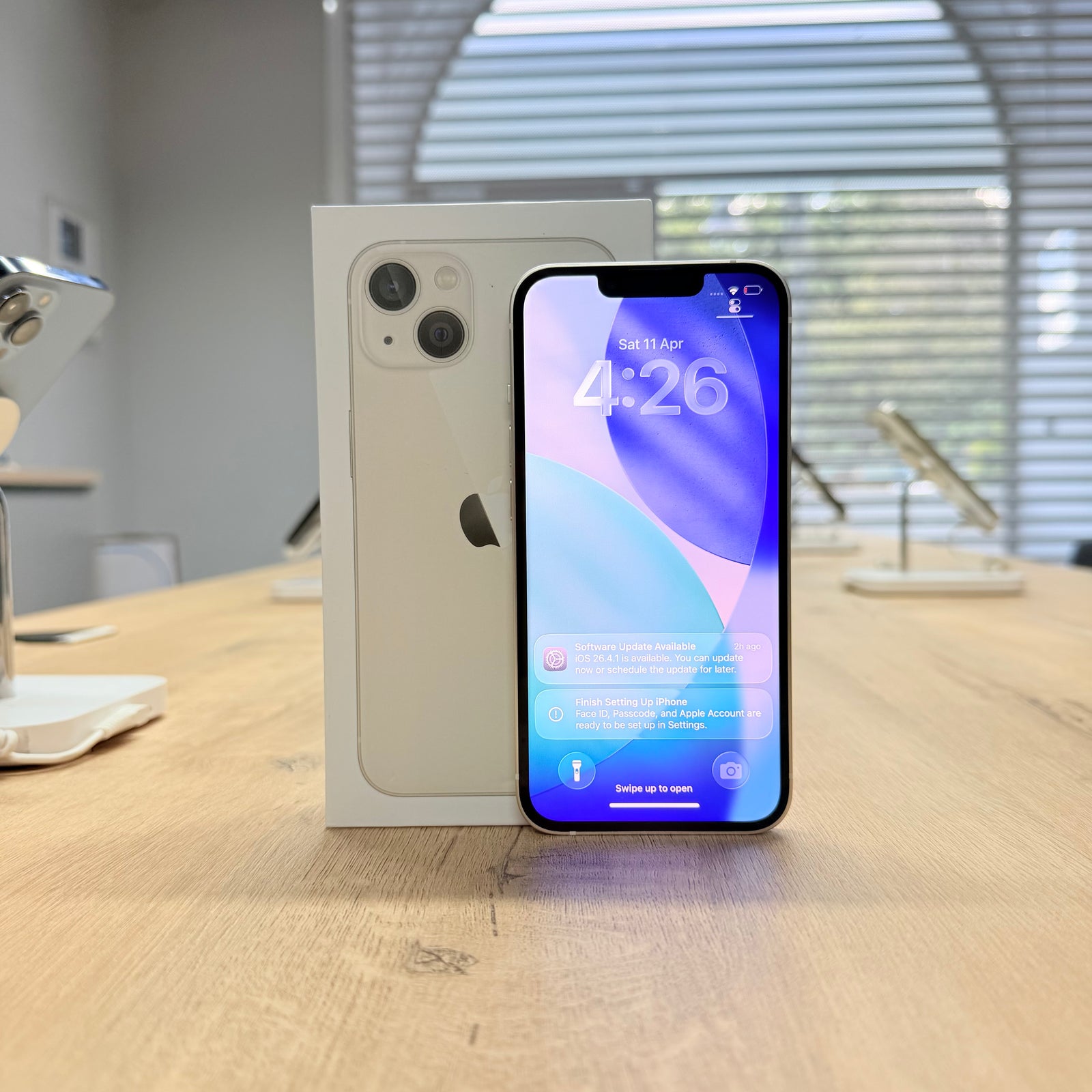 Used iPhone 13 Starlight – 256GB (BH 100%)