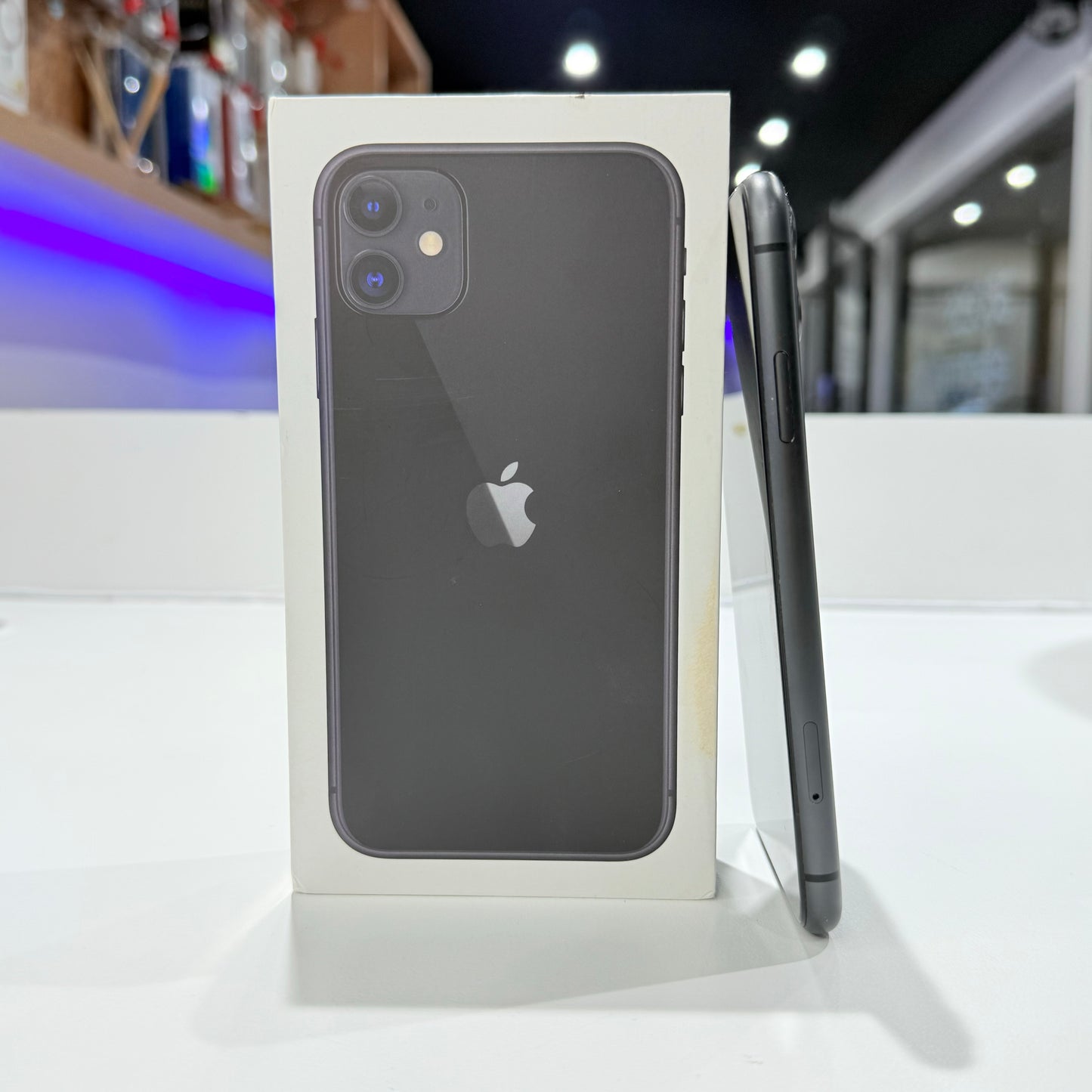 Used iPhone 11 128GB - Black