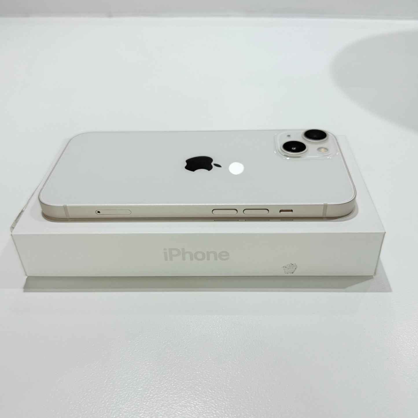 Used iPhone 13 128GB - Starlight