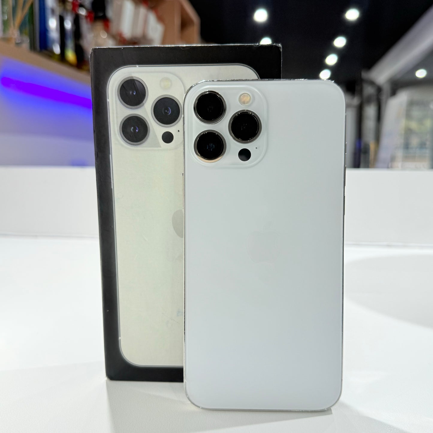 Used iPhone 13 Pro Max 256GB - Silver