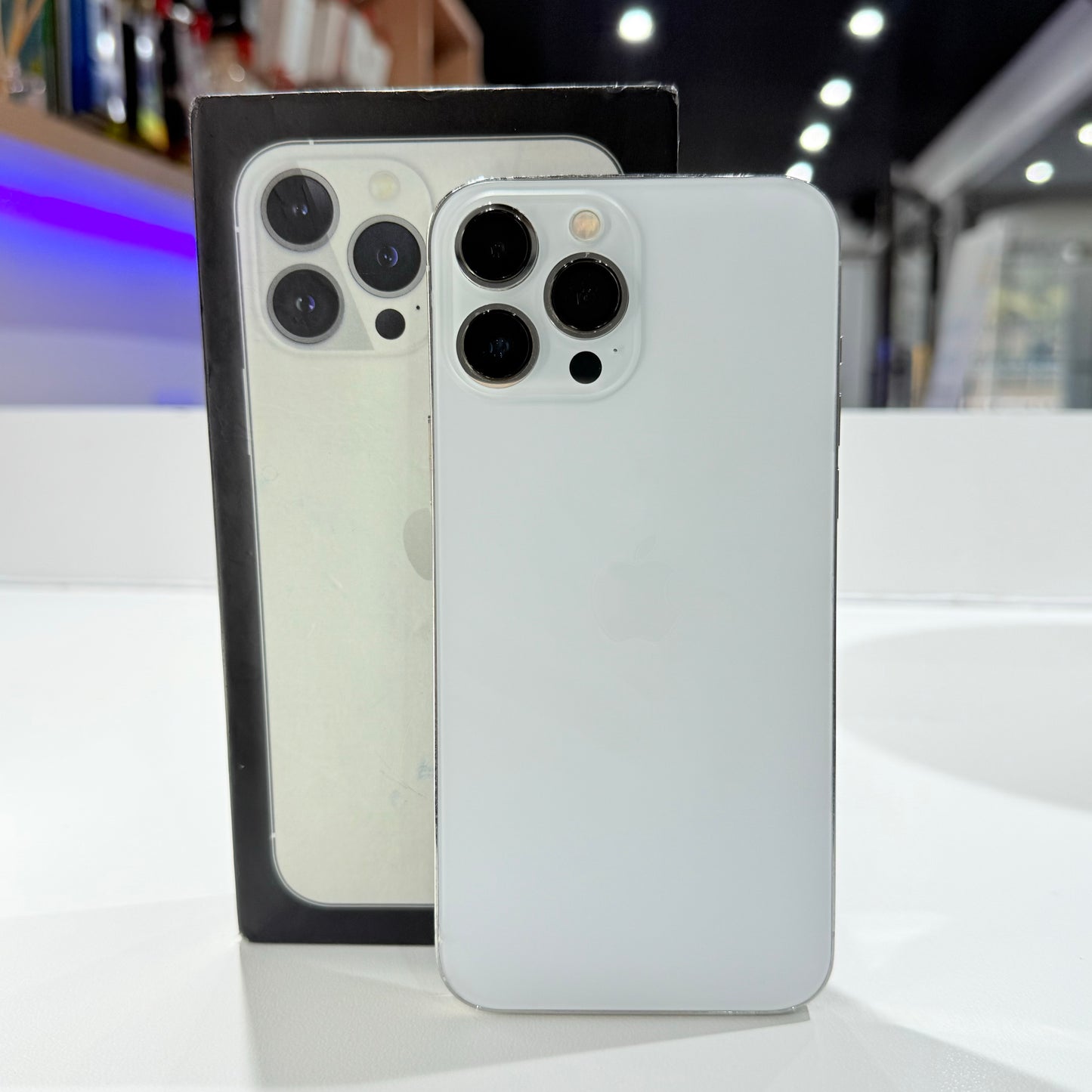 Used iPhone 13 Pro Max 256GB - Silver
