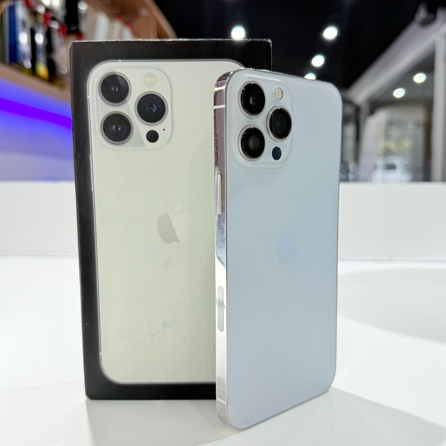 Used iPhone 13 Pro Max 256GB - Silver