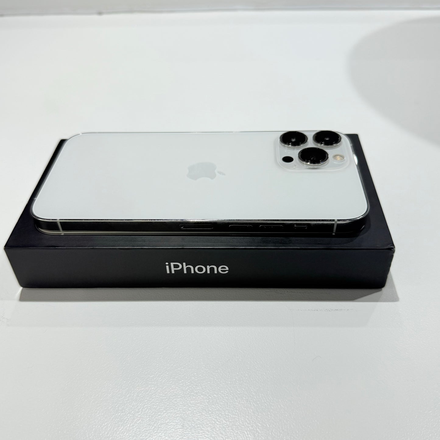 Used iPhone 13 Pro Max 128GB - Silver