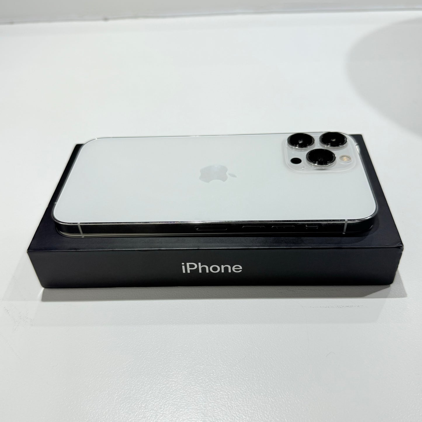 Used iPhone 13 Pro Max 128GB - Silver