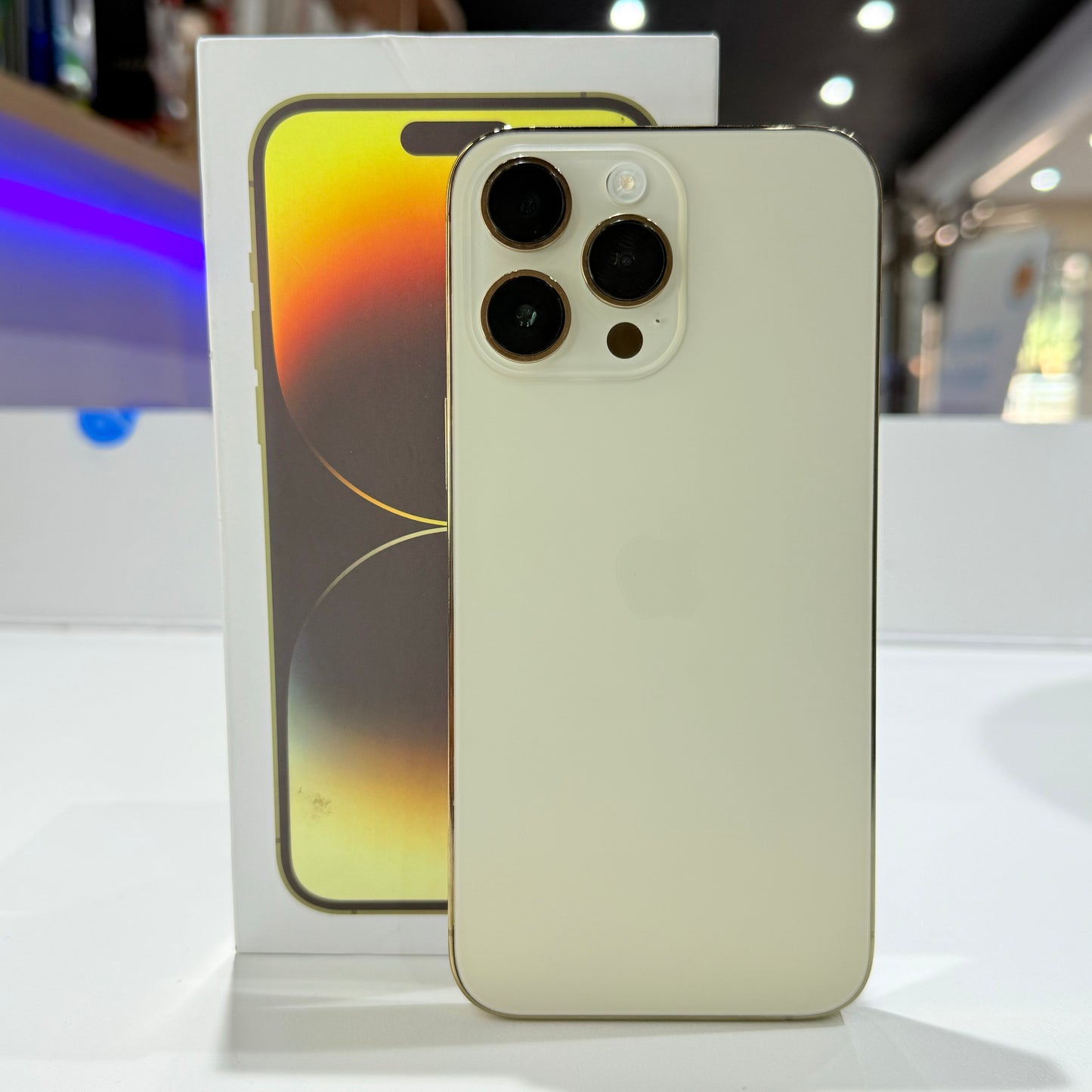 Used iPhone 14 Pro Max - Gold