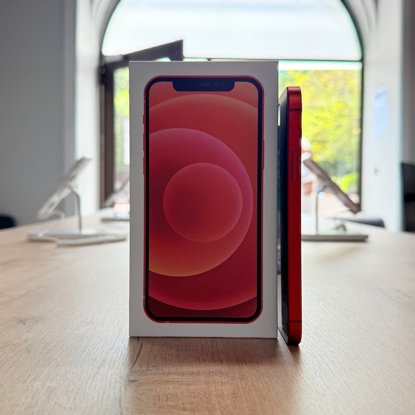 Used iPhone 12 128GB - Red/ BH 100%