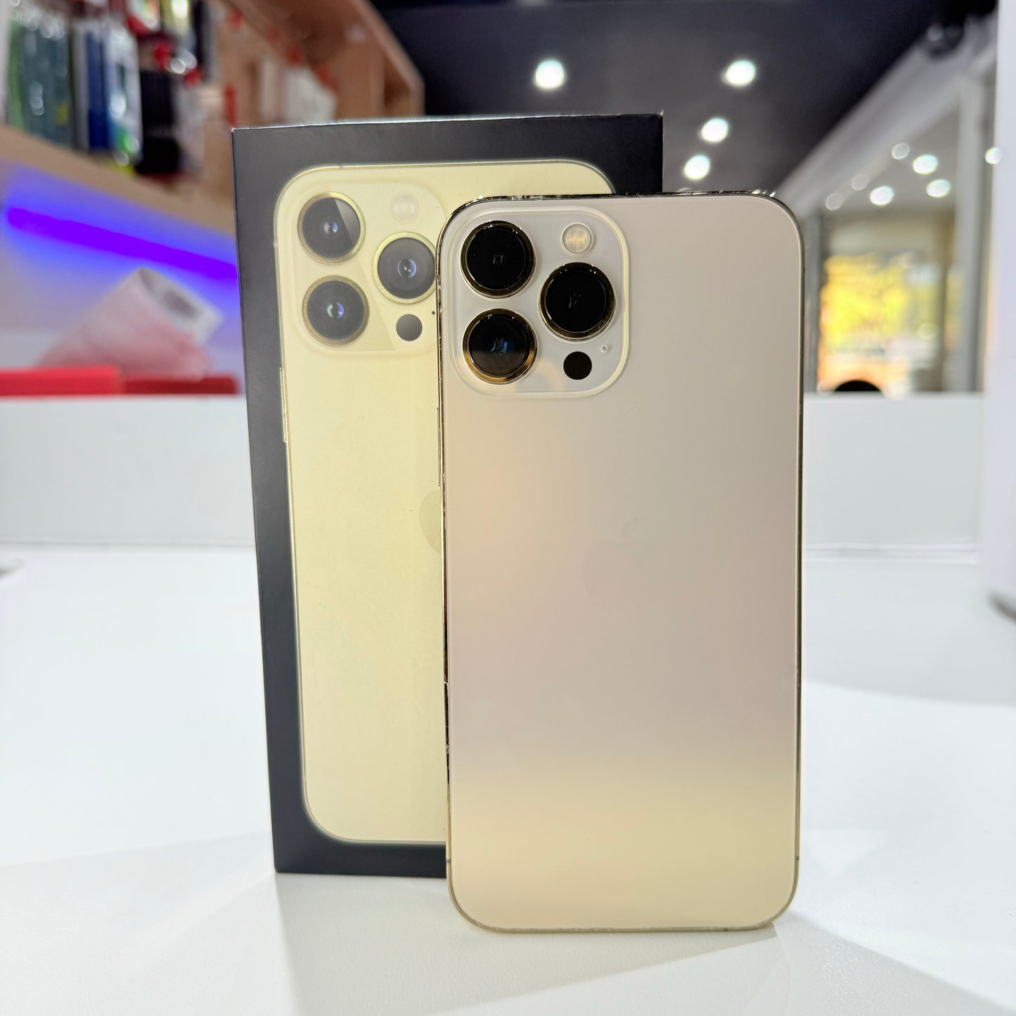 Used iPhone 13 Pro Max 256GB - Gold