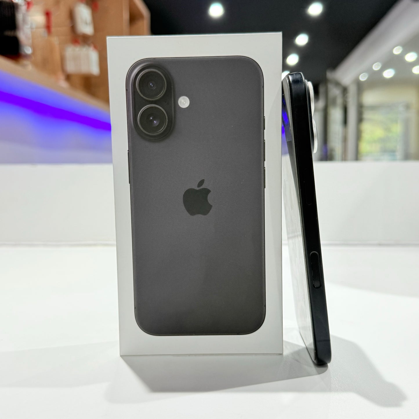 Used iPhone 16 128GB - Black/BH 100%