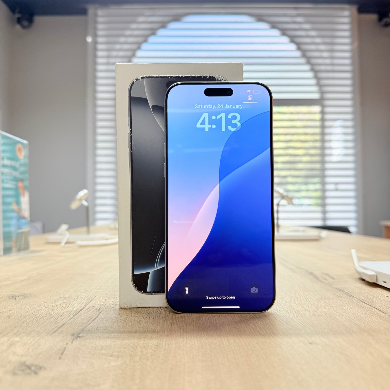 Used iPhone 16 Pro White Titanium – 256GB