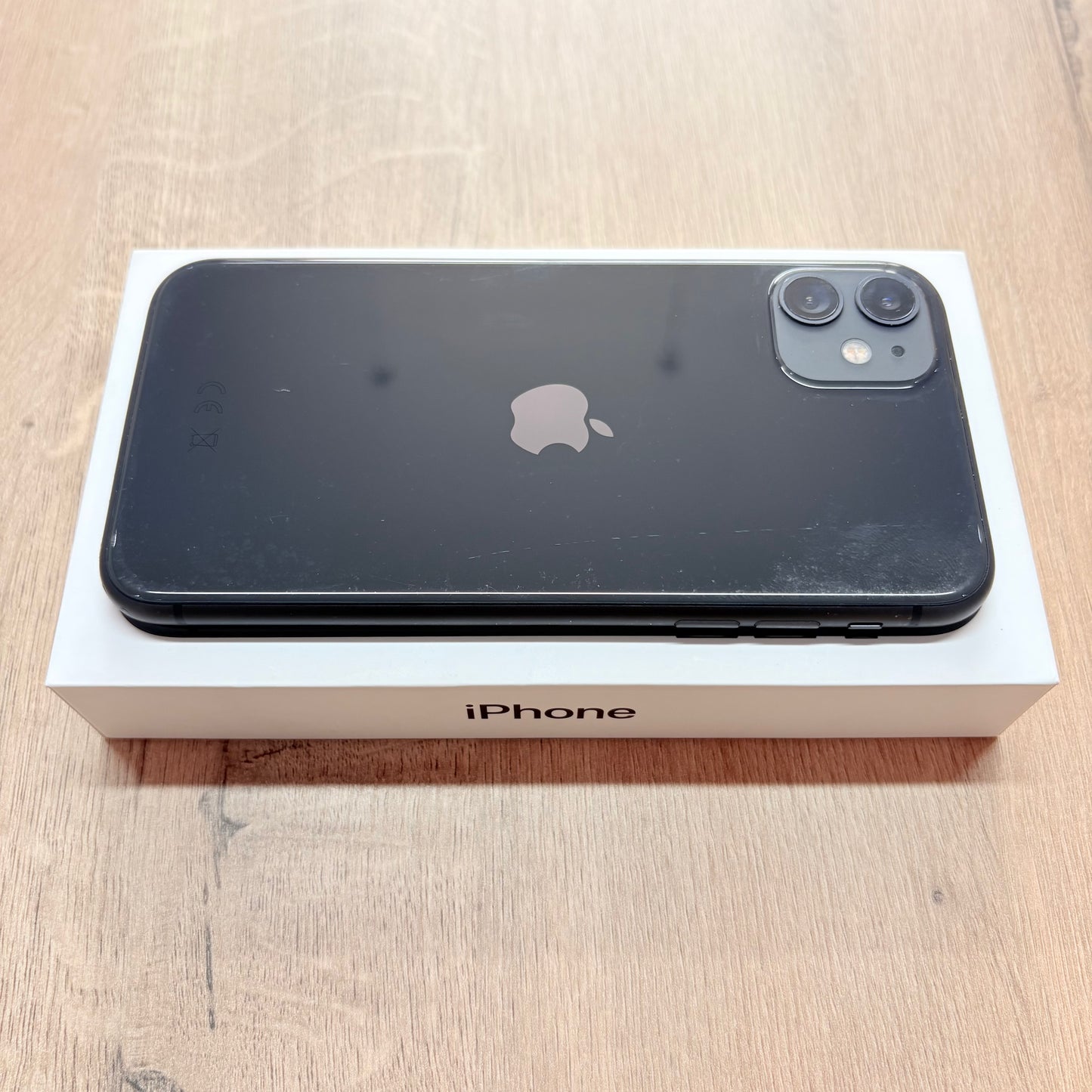 Used iPhone 11 Black - 64GB/BH 100%