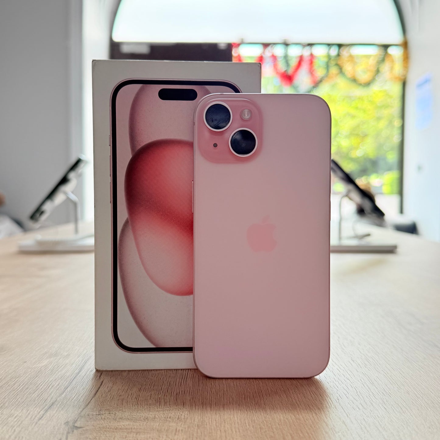 Used iPhone 15 128GB- Pink/BH 87%