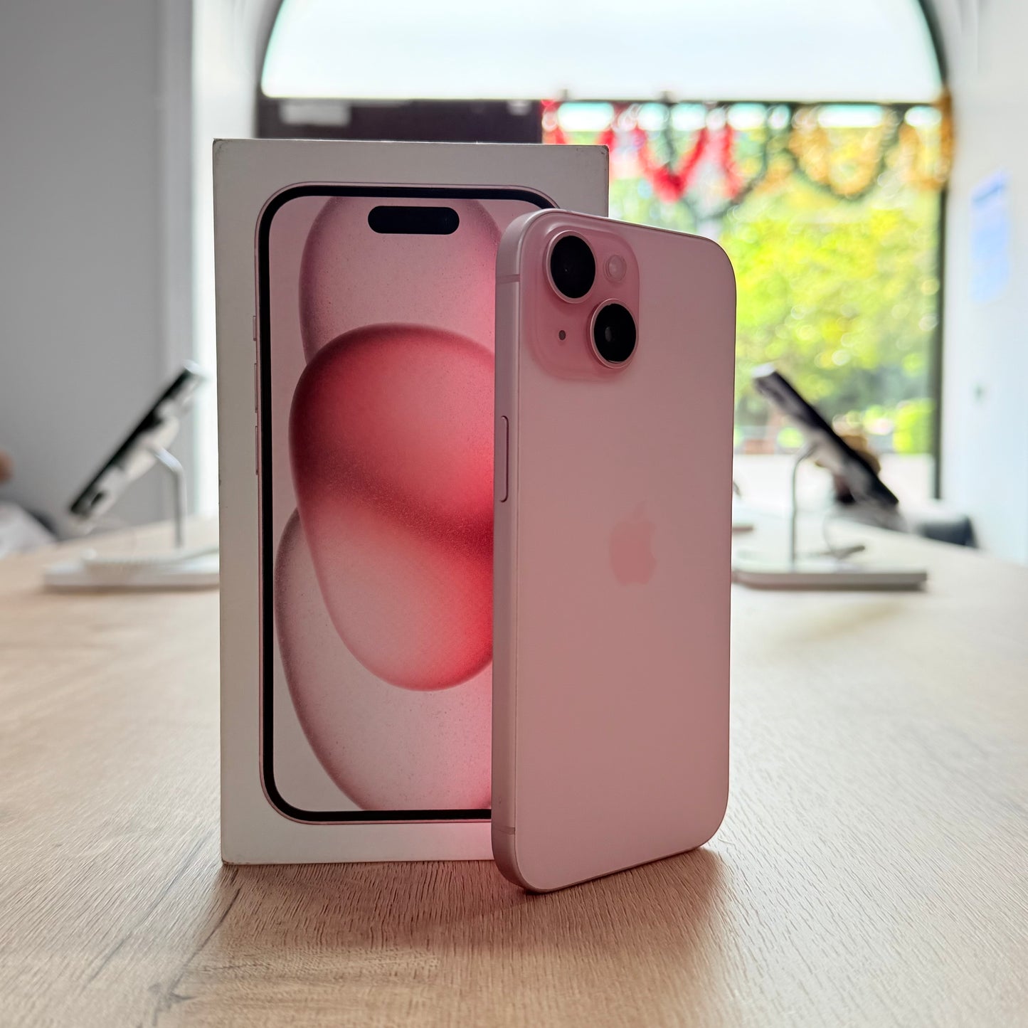 Used iPhone 15 128GB- Pink/BH 87%
