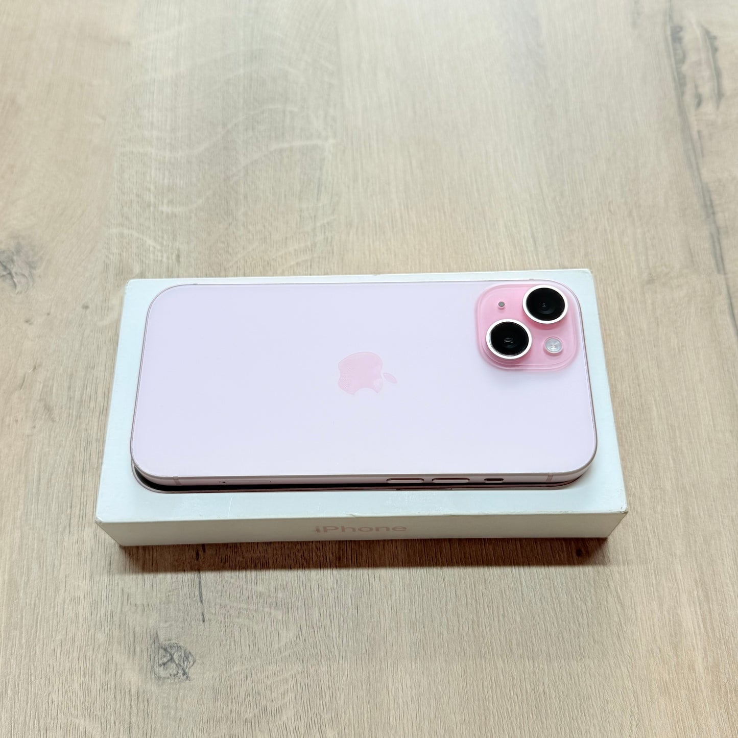 Used iPhone 15 128GB- Pink/BH 87%