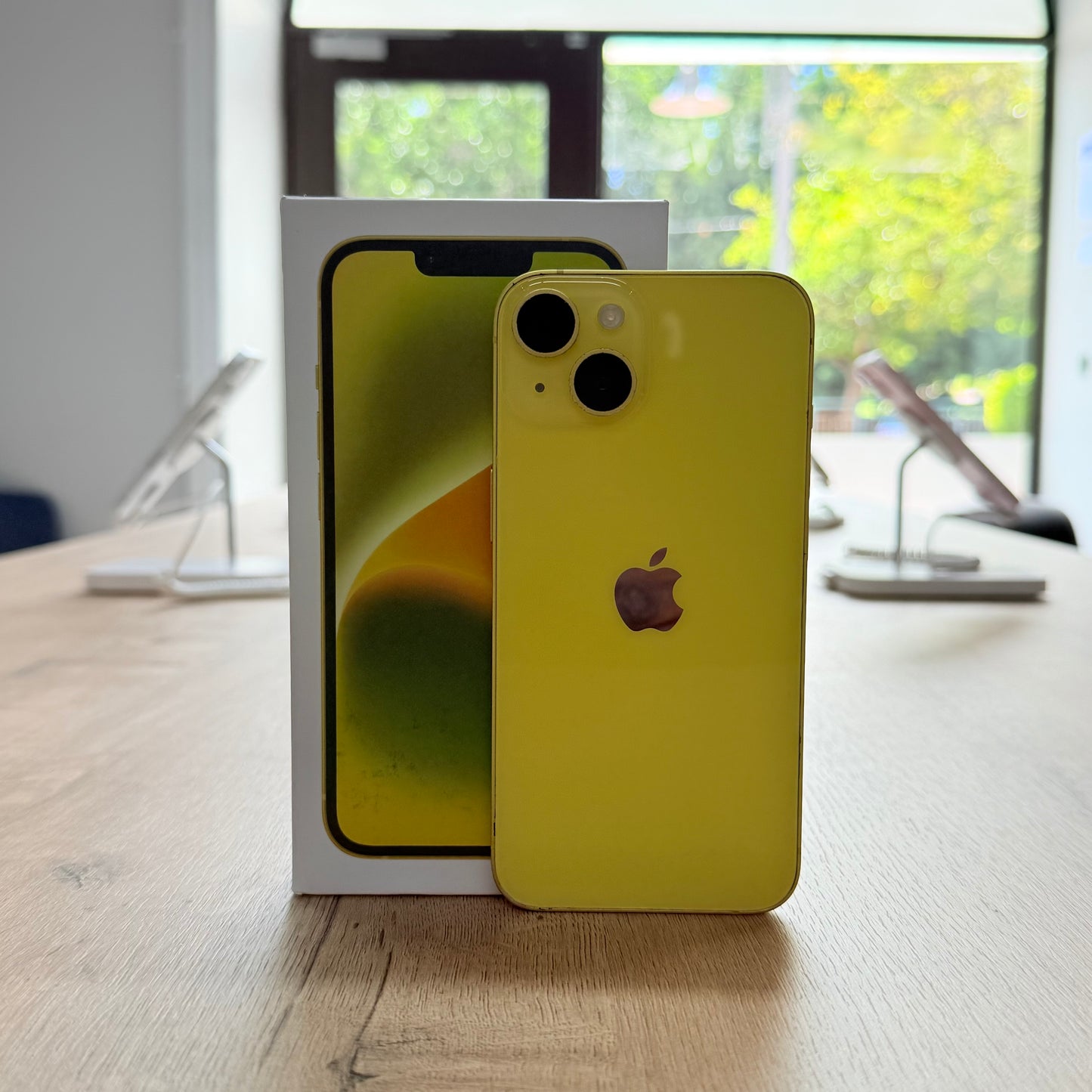 Used iPhone 14 Yellow - 128GB/ BH 94%