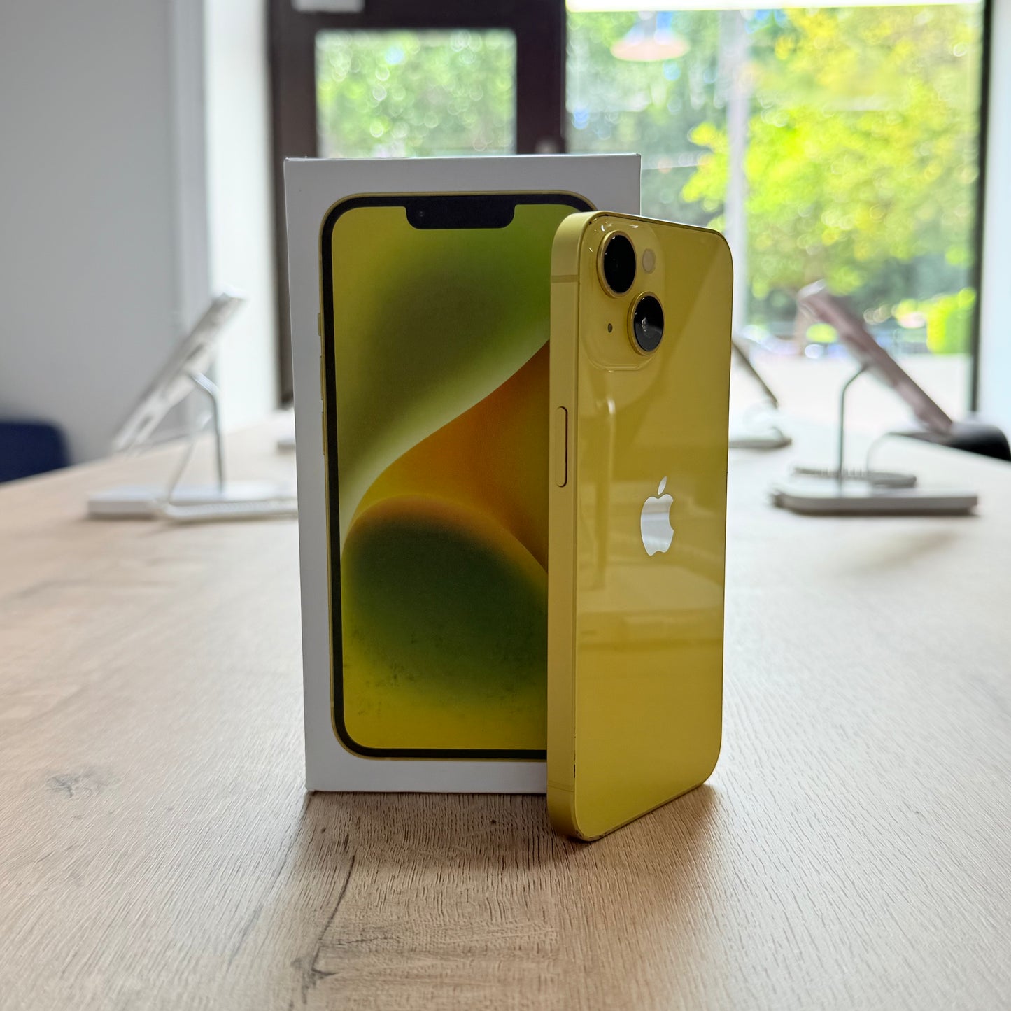 Used iPhone 14 Yellow - 128GB/ BH 94%