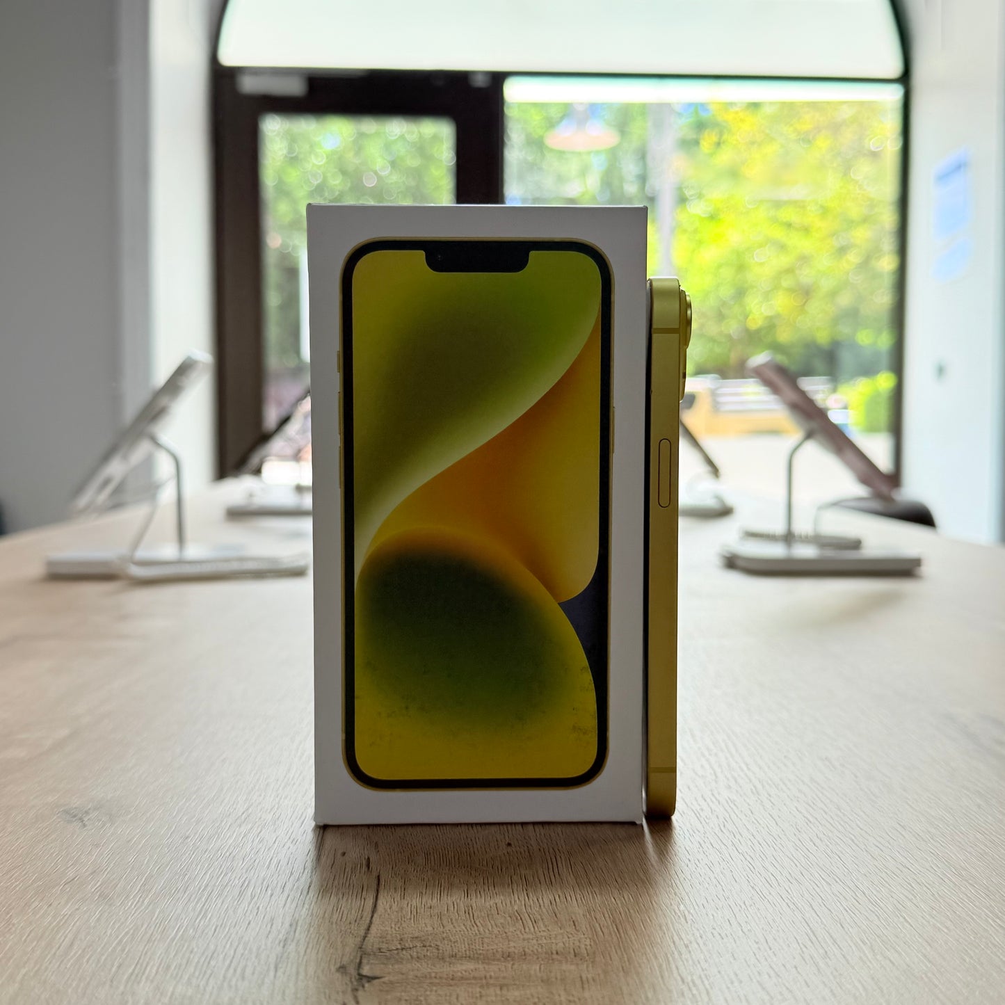 Used iPhone 14 Yellow - 128GB/ BH 94%