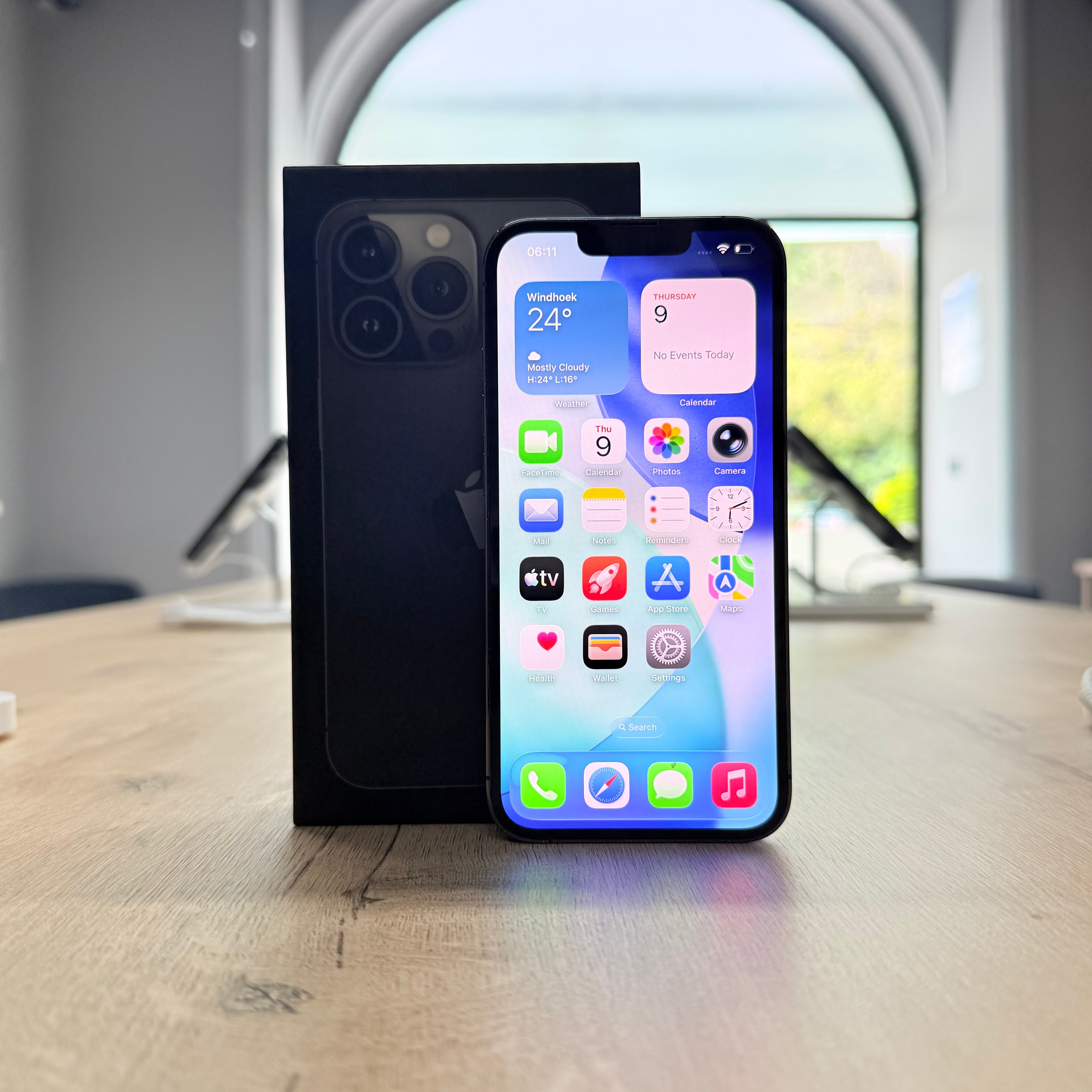 Used iPhone 13 Pro Graphite – 256GB (BH 87%)-thumbmail-2