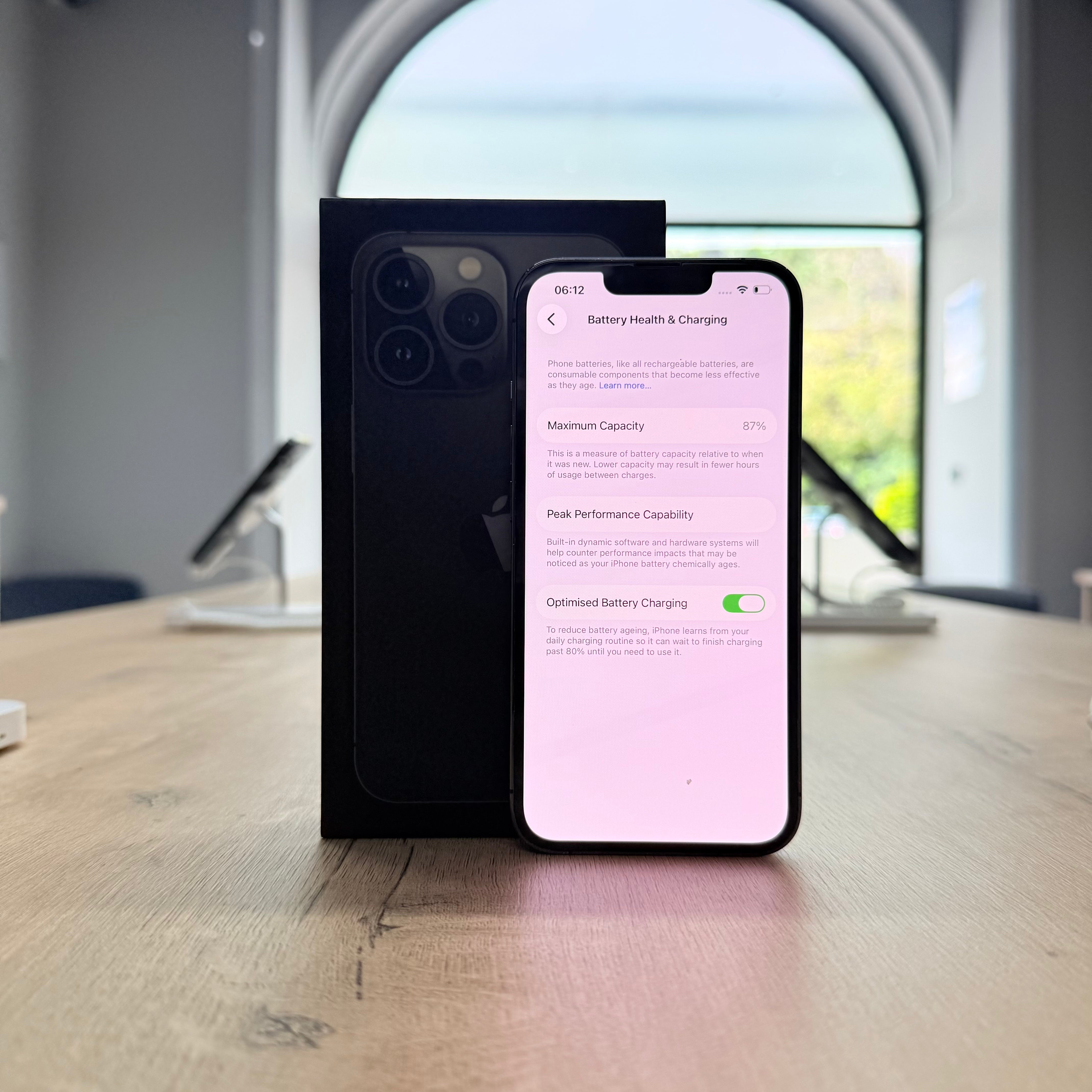 Used iPhone 13 Pro Graphite – 256GB (BH 87%)-thumbmail-5