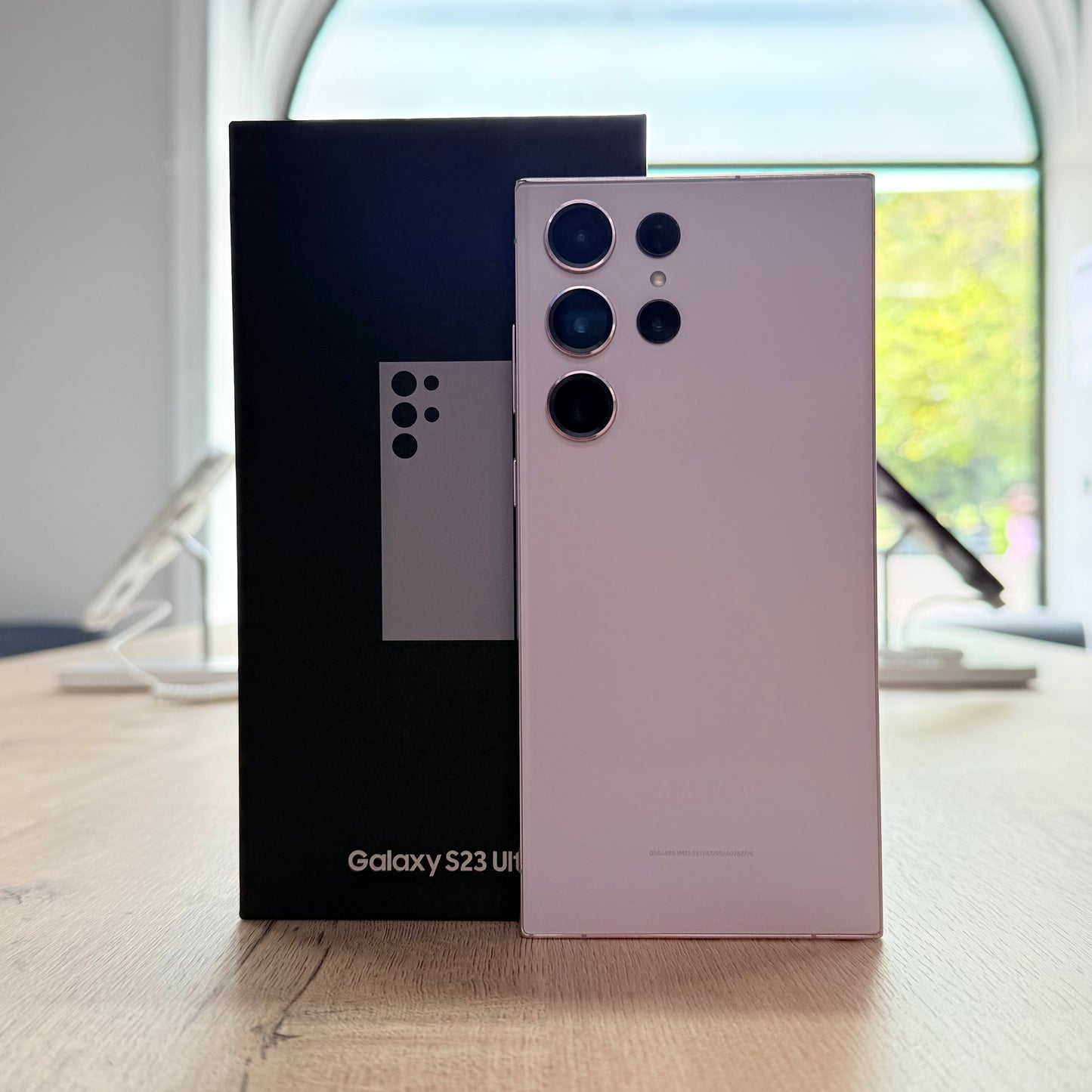 Used Samsung S23 Ultra -Lavender/ 256GB