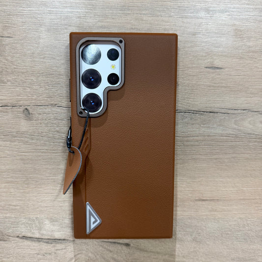Samsung S25 Ultra (Dark Brown Case) - Dark Brown