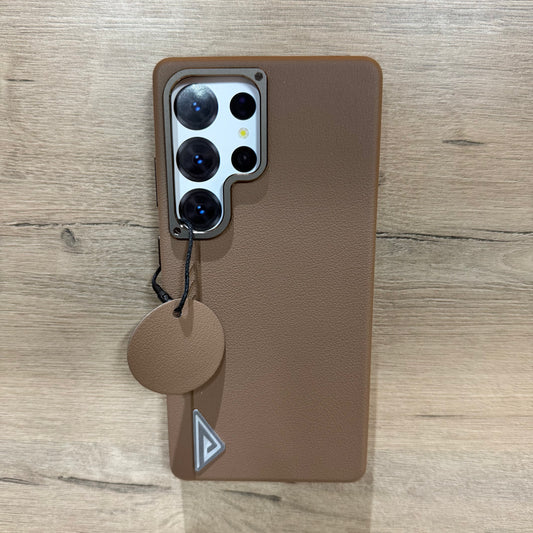 Samsung S25 Ultra (Brown Case) - Brown