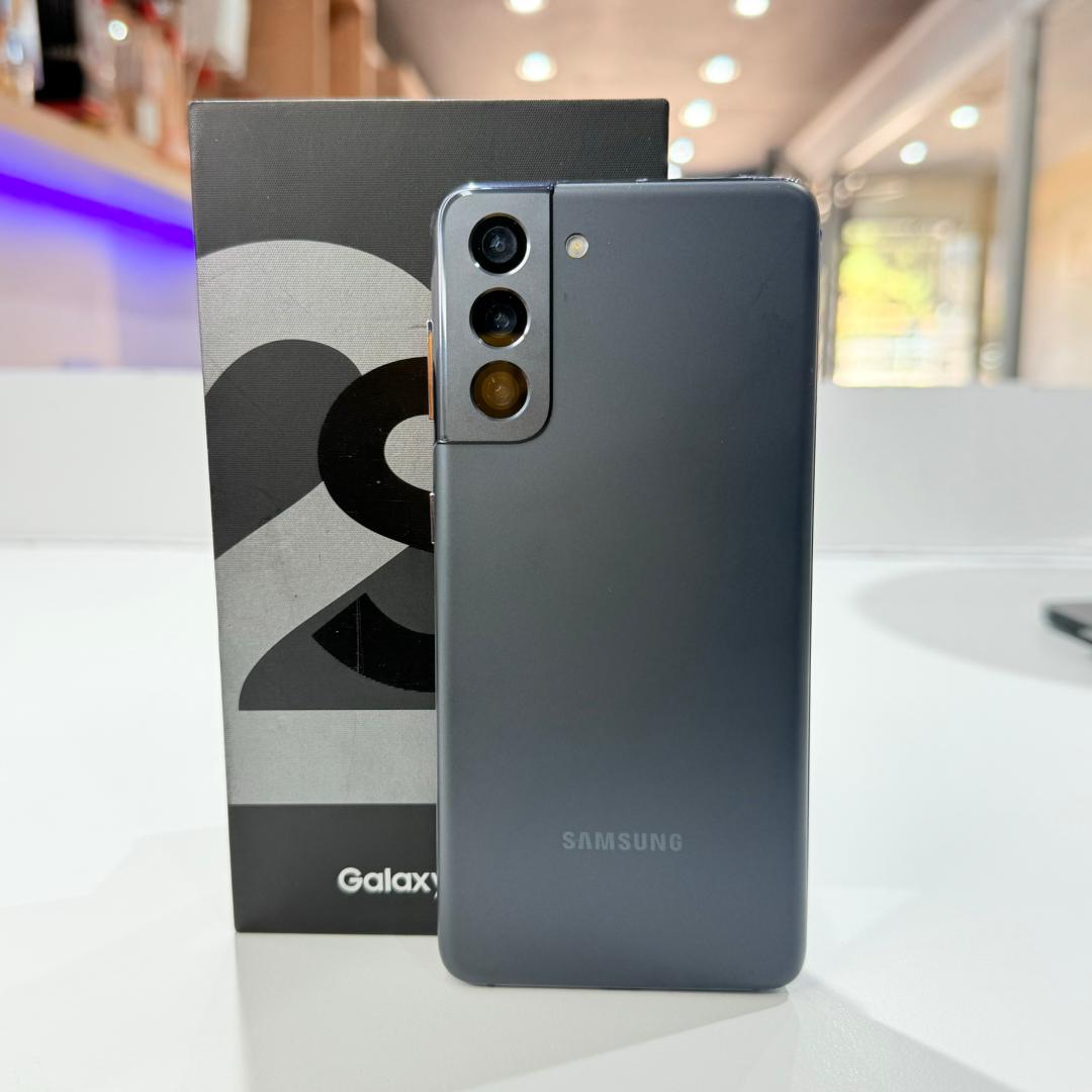 Used Samsung S21 - 256GB