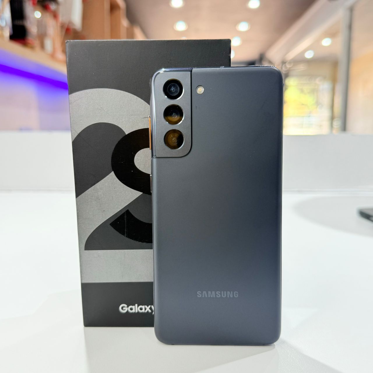 Used Samsung S21 - 256GB