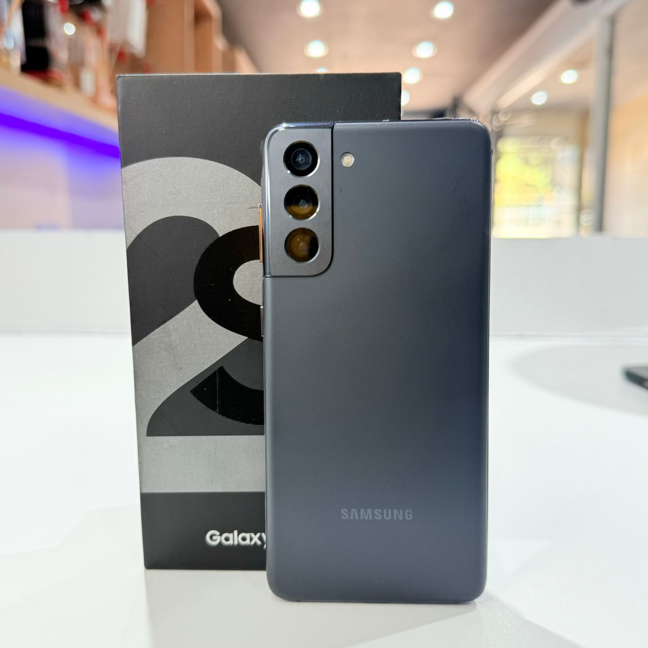 Used Samsung S21 - 256GB