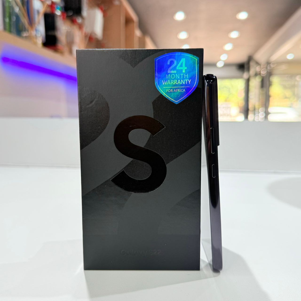 Used Samsung S22 - 256GB