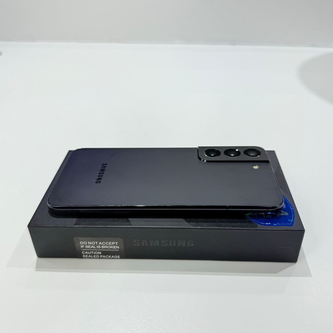 Used Samsung S22 - 256GB