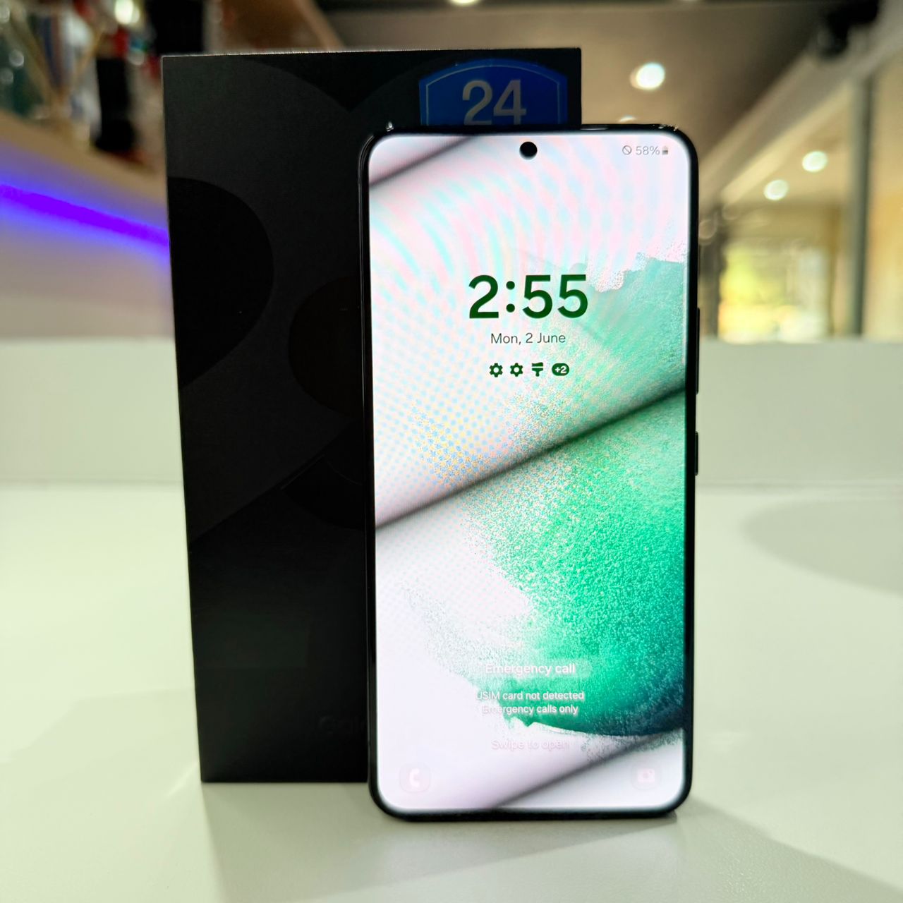 Used Samsung S22 - 256GB